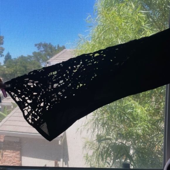 Monteau | Black V-Neck Blouse with Lace Sleeves Elegant Long Sleeve Top, Size S - Picture 6 of 8